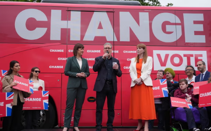 UK voters do not want extremes of left or right, says Keir Starmer